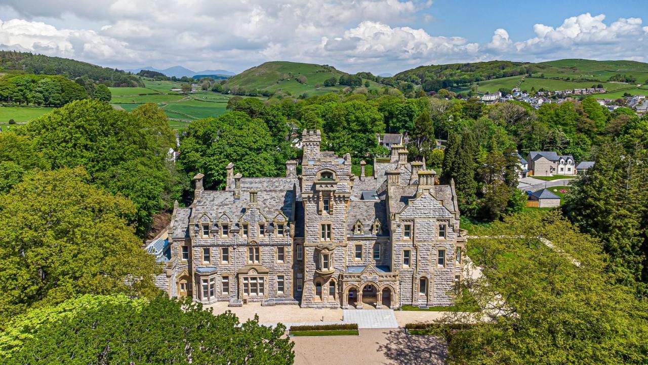 The Alfred Suite Stone Cross Mansion Ulverston Kültér fotó